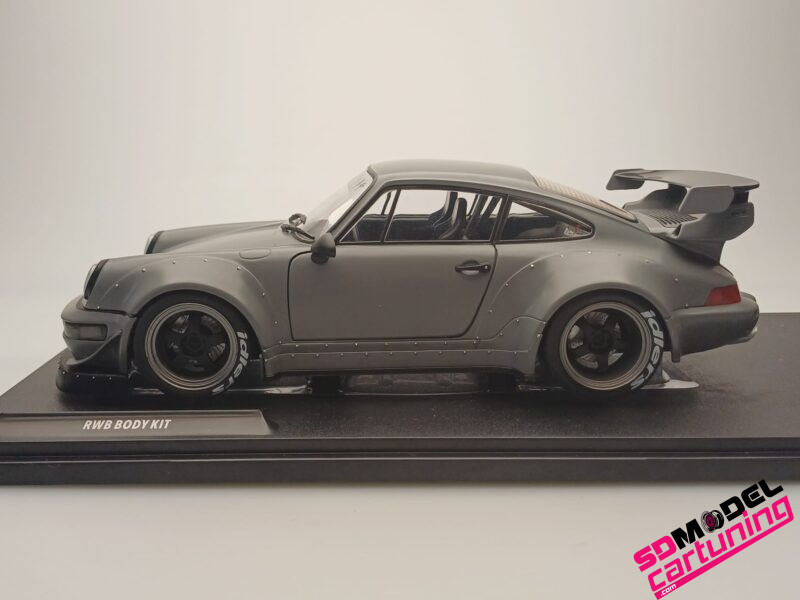 1:18 Porsche 911 964 RWB Bodykit met Akira figuur – 2024 –  Grijs – Bild 4