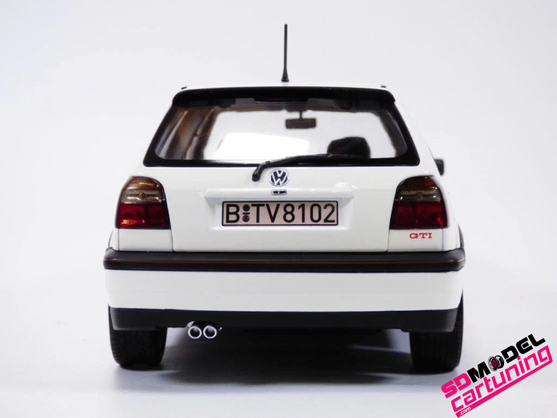 1:18 Volkswagen Golf MK3 GTI – 1996 – Candy Wit – Bild 3