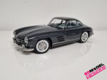 1:12 Mercedes Benz 300 SL Gullwing - 1954 - Gris métallisé