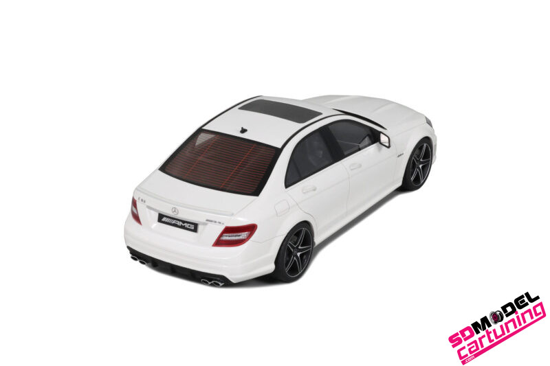 1:18 Mercedes Benz C63 AMG - 2007 - Diamond White – Bild 5