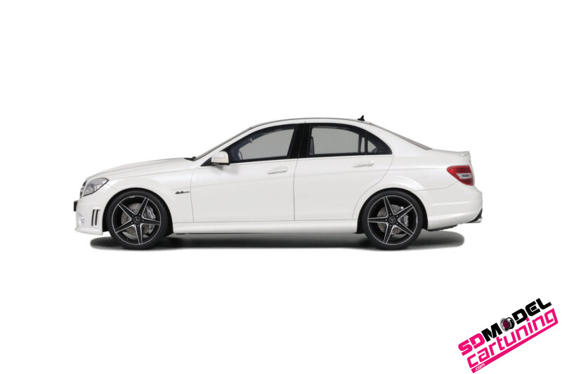 1:18 Mercedes Benz C63 AMG - 2007 - Diamond White – Bild 4