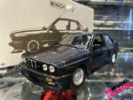 1:18 BMW E30 M3 - 1987 - Azul oscuro metalizado