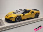 1:18 Ferrari SF90 Spider - Gelbmetallic mit Italienstreifen