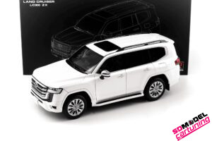 1:18 Toyota Landcruiser LC300 ZX - Blanc