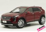 1:18 Cadillac XT4 - 2022 - Rouge métallisé