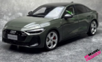 1:18 Audi A5L - 2025 - Donkergroen metallic