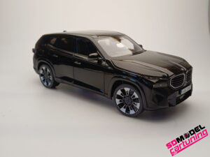 1:18 BMW XM G09 - 2025 - Zwart
