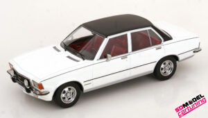 1.18 Opel Commodere B - Wit