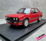 1:18 BMW E28 M5 - Red