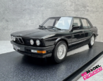 1:18 BMW E28 M5 - Zwart