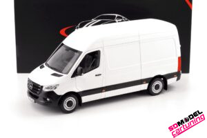 1:18 Mercedes-Benz Furgoneta - 2018 - Blanco