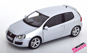 1:18 Volkswagen Golf GTI Pirelli – 2007 – Silver