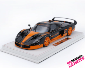 1:18 Maserati MC12 GT1 - Arancione / Carbonio nero