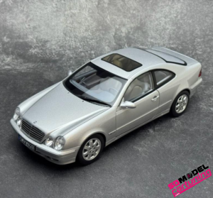1:18 Mercedes-Benz CLK-Class – 2000 – Brilliant Silver